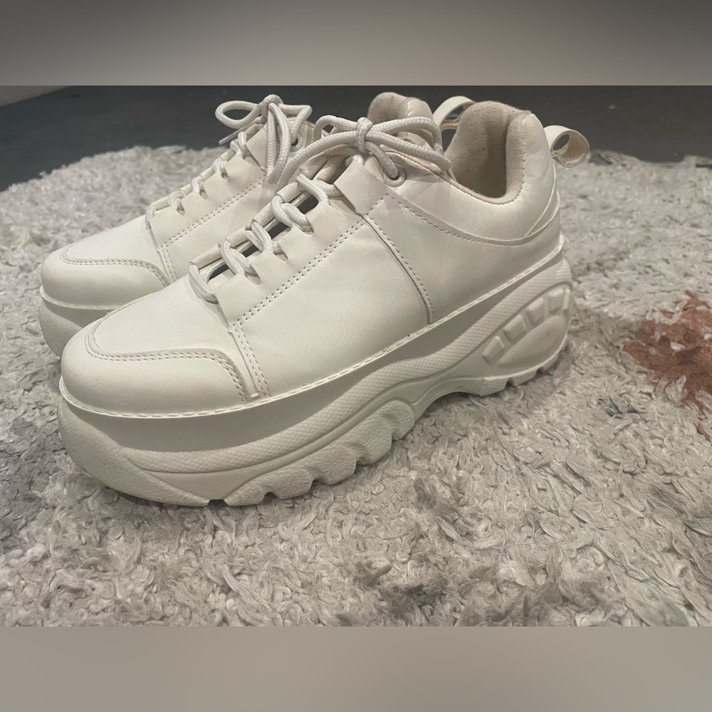 Dolls Kill Cream Platform Sneakers